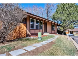 Photo #2: 2088200 Listing 