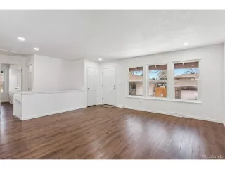 Photo #6: 2088200 Listing 