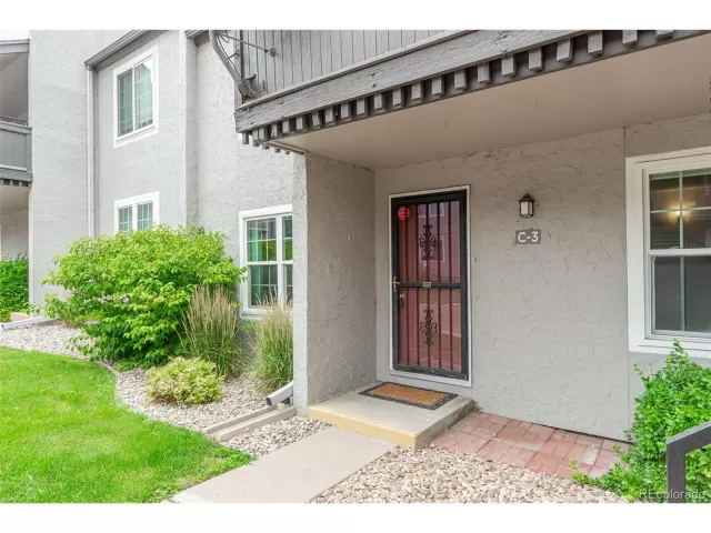 MLS: 2090971 Condo For Sale