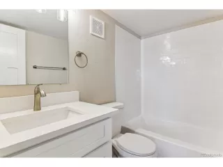 Photo #2: 2092043 Listing 