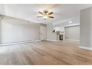 Photo #4: 2092043 Listing 