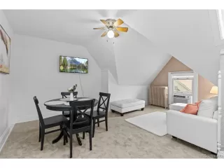 Photo #5: 2093145 Listing 