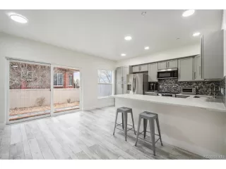 Photo #4: 2095395 Listing 