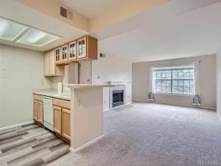 Photo #3: 2096494 Listing 