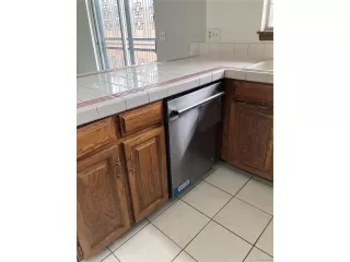 Photo #4: 2097554 Listing 