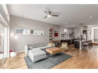 Photo #3: 2098412 Listing 