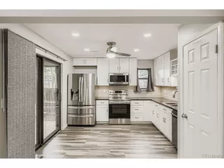 Photo #3: 2098620 Listing