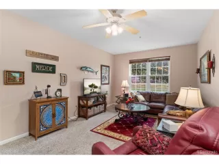 Photo #3: 2101231 Listing