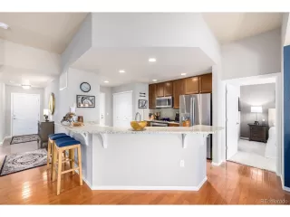 Photo #2: 2101500 Listing