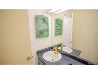 Photo #4: 2102346 Listing