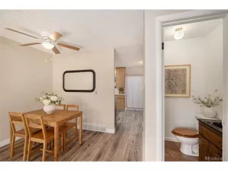 Photo #6: 2103037 Listing 