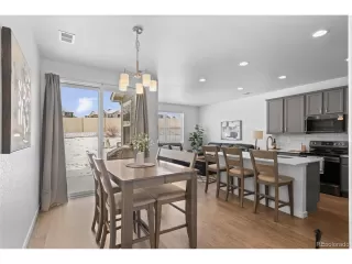 Photo #6: 2103536 Listing