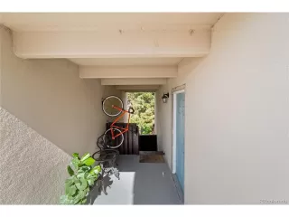 Photo #4: 2104674 Listing