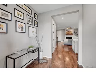 Photo #3: 2106931 Listing 