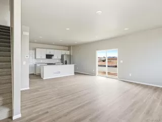 Photo #2: 2111932 Listing 