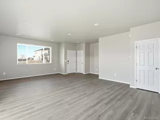 Photo #3: 2111932 Listing 