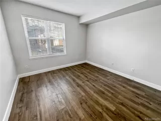 Photo #4: 2112470 Listing 