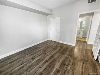 Photo #5: 2112470 Listing 