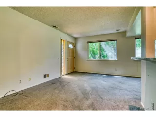 Photo #4: 2113103 Listing 