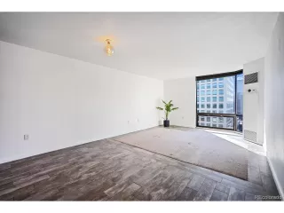 Photo #2: 2113453 Listing