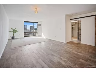 Photo #3: 2113453 Listing