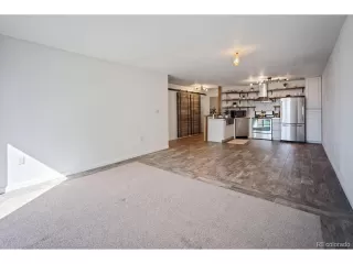 Photo #4: 2113453 Listing