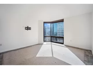 Photo #6: 2113453 Listing