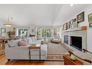 Photo #5: 2113761 Listing 