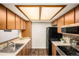 Photo #5: 2113870 Listing