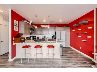 Photo #4: 2114590 Listing