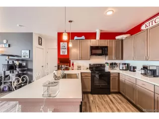 Photo #6: 2114590 Listing