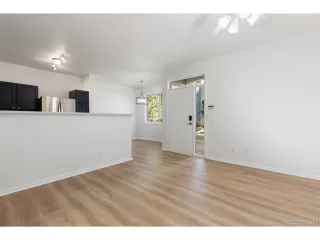 Photo #6: 2115938 Listing 