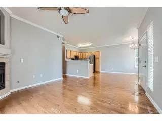 Photo #4: 2116211 Listing