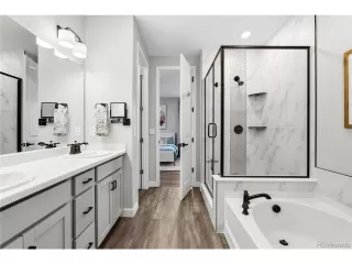 Photo #4: 2116514 Listing 