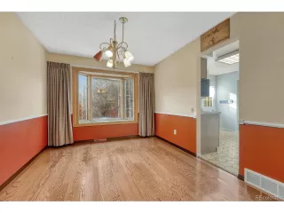 Photo #6: 2118466 Listing