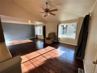 Photo #3: 2118556 Listing 