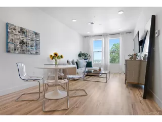 Photo #6: 2118714 Listing