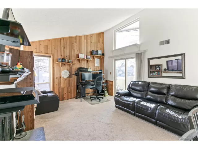 MLS: 2119076 Condo For Sale