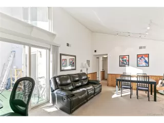 Photo #4: 2119076 Listing 