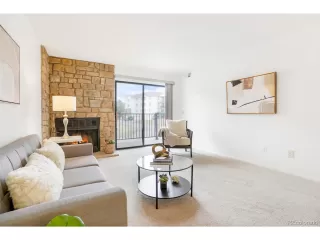 Photo #5: 2123785 Listing 