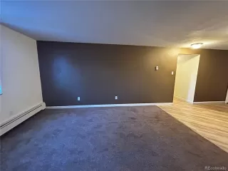 Photo #3: 2124309 Listing