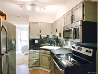 Photo #4: 2124339 Listing 