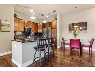 Photo #3: 2124800 Listing