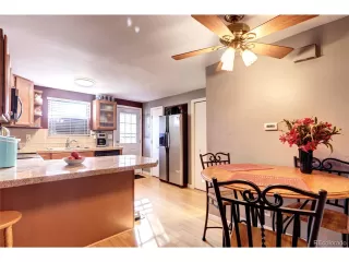 Photo #4: 2124934 Listing