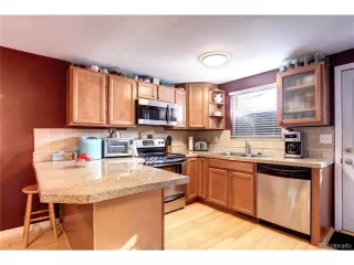 Photo #5: 2124934 Listing