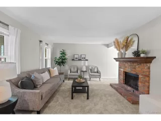 Photo #3: 2125607 Listing