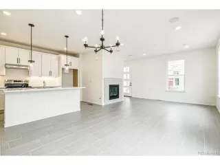 Photo #2: 2125653 Listing