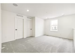 Photo #6: 2125653 Listing