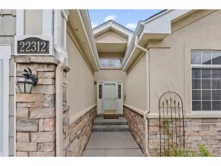 Photo #3: 2127116 Listing