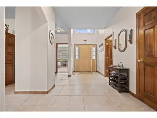 Photo #4: 2127116 Listing